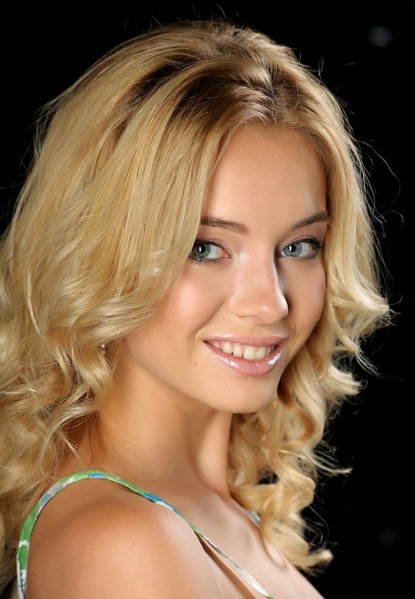 Екатерина, 22 года, 4 размер груди